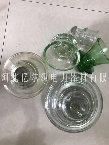 產(chǎn)品名稱：玻璃針式絕緣子26
