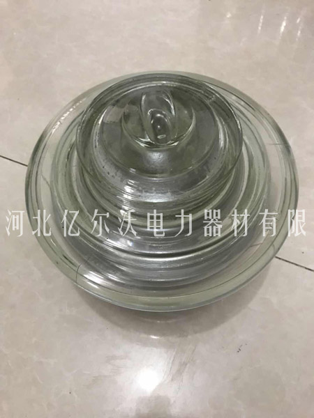 產(chǎn)品名稱(chēng)：玻璃針式絕緣子21
